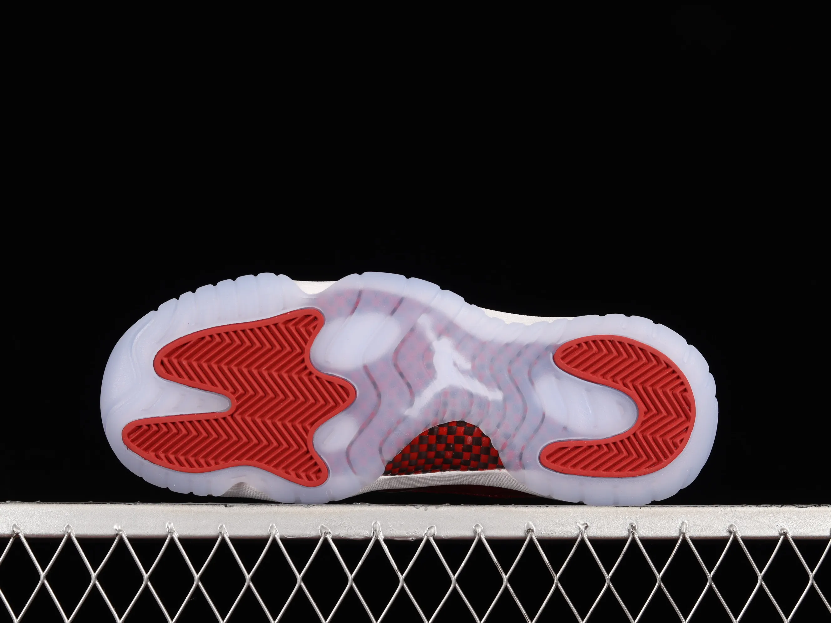 All categories Air Jordan Jordan series basketball shoes Air Jordan 11 Air Jordan 11 "Cherry" AJ11 Joe 11 cherry red genuine standard genuine carbon women's high-top basketball shoes 378038-116